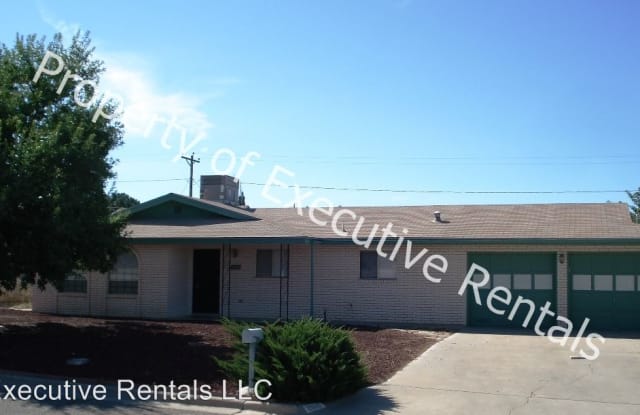 1920 Arlington Ave - 1920 Arlington Avenue, Las Cruces, NM 88001