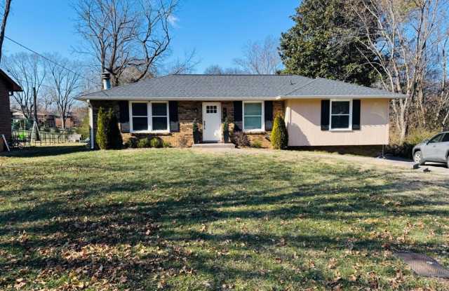 For Lease - Stunning 3 Bed, 2 Bath, 1400sqft home in Nashville