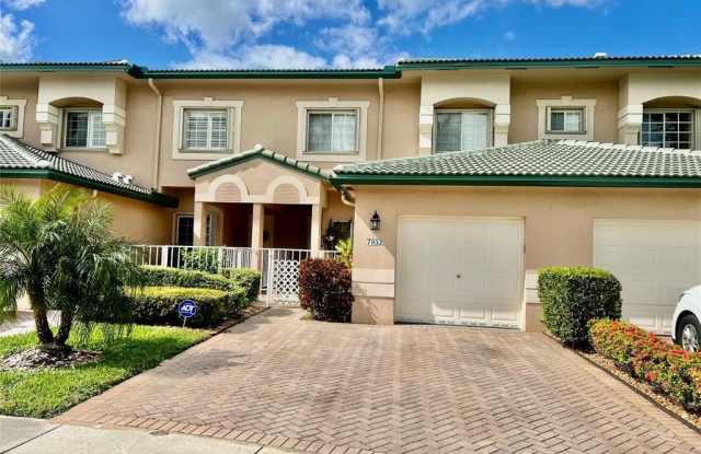 Photo of 7932 Exeter Cir W