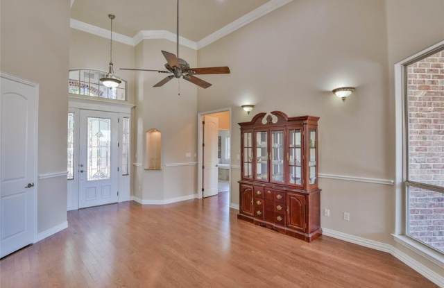 Photo of 4900 Rio Vista Drive