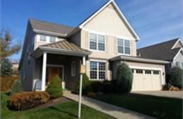 204 Berkeley Way - 204 Berkeley Way, Monroeville, PA 15146