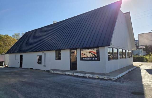 Photo of 321 S Mulberry Street