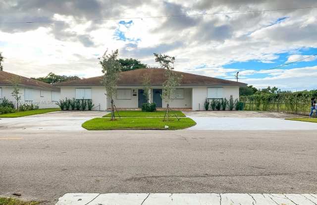 10380 NW 10th Ave