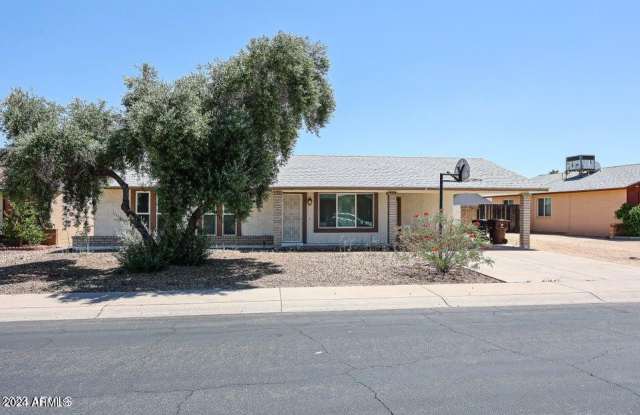 10435 W Orchid Lane
