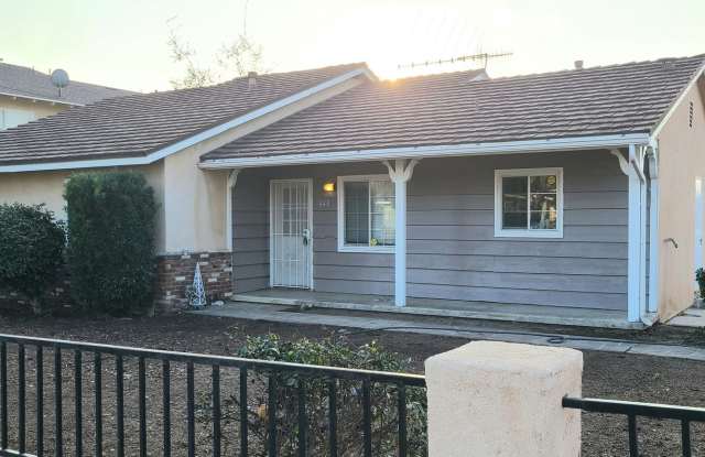 Welcome to this beautiful 3-bedroom 2 bath +additional den front house in Covina!