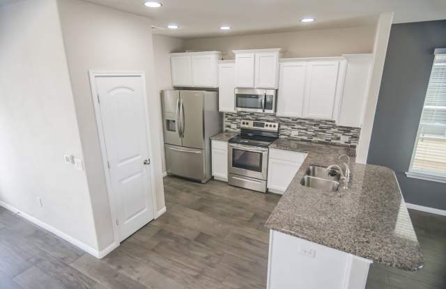 332 Cane River Road Pflugerville, TX 78660