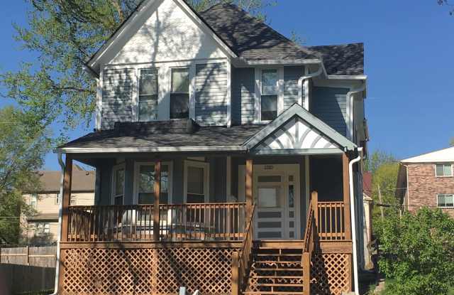 Large 6BR high-end finishes available JUNE