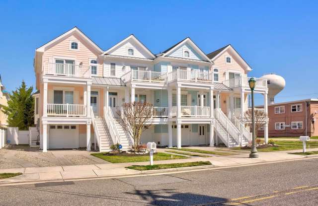 215 N Washington Ave