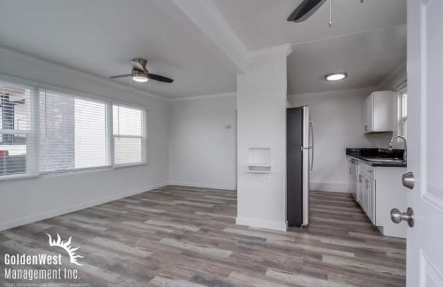 3216 1/2 Adams Avenue