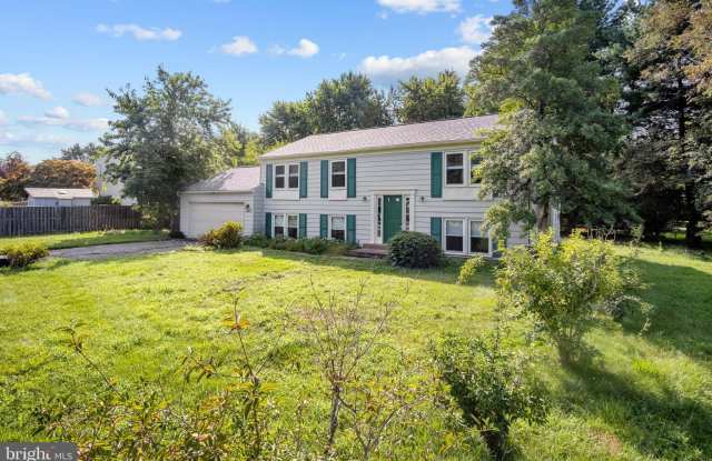 12817 PINECREST ROAD