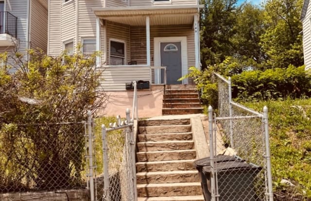 149 Johnson Ave - 149 Johnson Avenue, Newark, NJ 07108