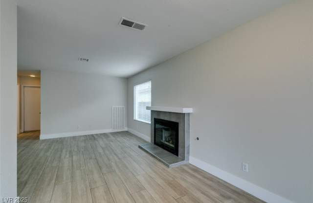 2528 Wolverton Avenue