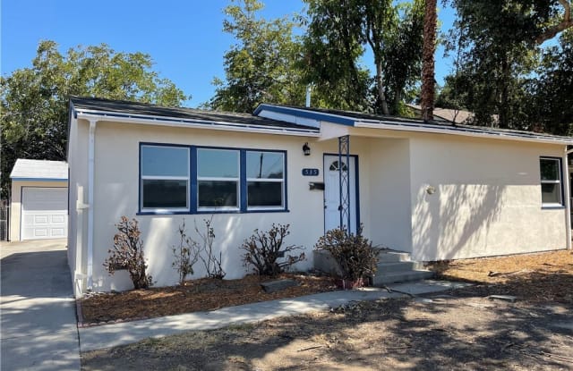 535 E Lemon Avenue - 535 East Lemon Avenue, Glendora, CA 91741