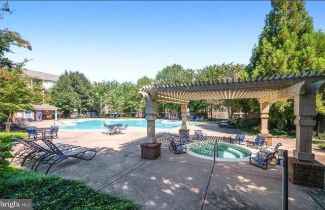 Photo of 19627 GALWAY BAY Circle unit: 401