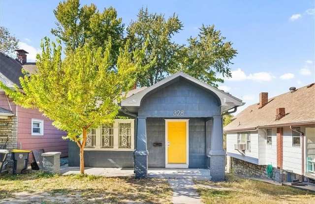 RENOVATED 2bd/1 bath HOME!!