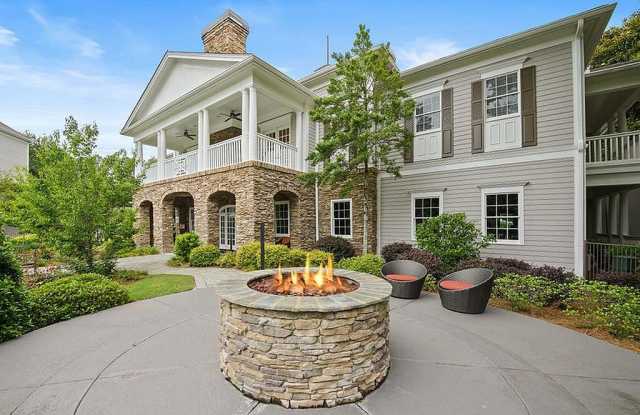 Crestmark Apartment Homes