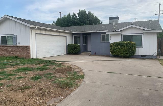 2574 Harvard Ave, Clovis, CA 93612 - 2574 Harvard Avenue, Clovis, CA 93612