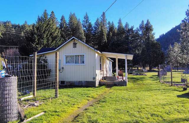 Country living 5236 Buckhorn Rd. - MOVE IN SPECIAL