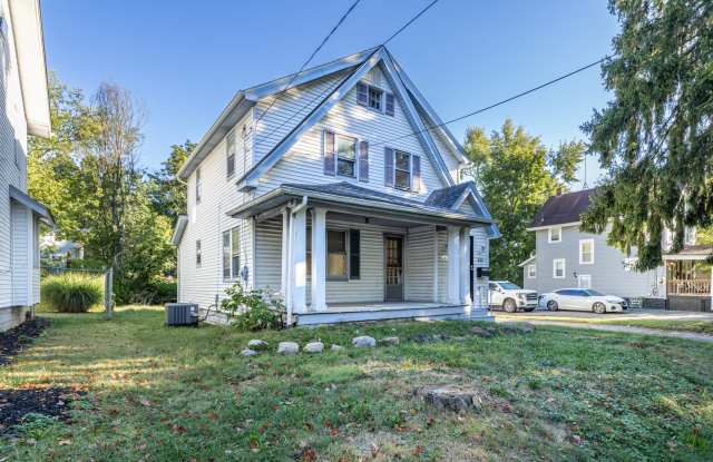 Photo of 849 Glenn Street