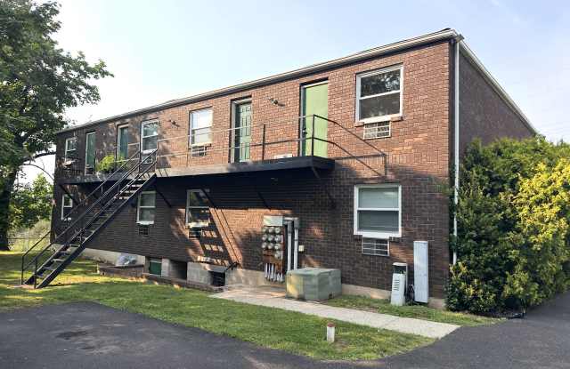 100 E Mount Vernon St