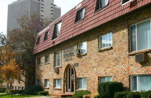 Victoria Canyon Apartments