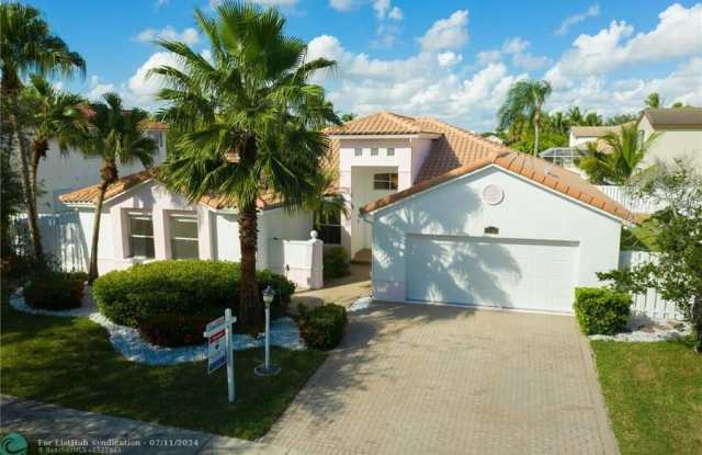 13141 NW 8th Ct