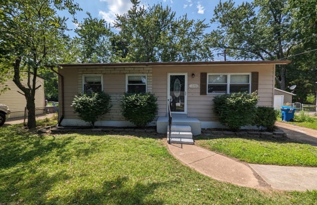 1242 Scott Avenue - 1242 Scott Avenue, Spanish Lake, MO 63138