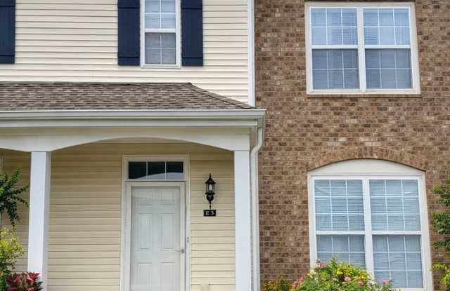 2 bed/2.5 bath Townhouse in Williamson Co - Pool and Playground