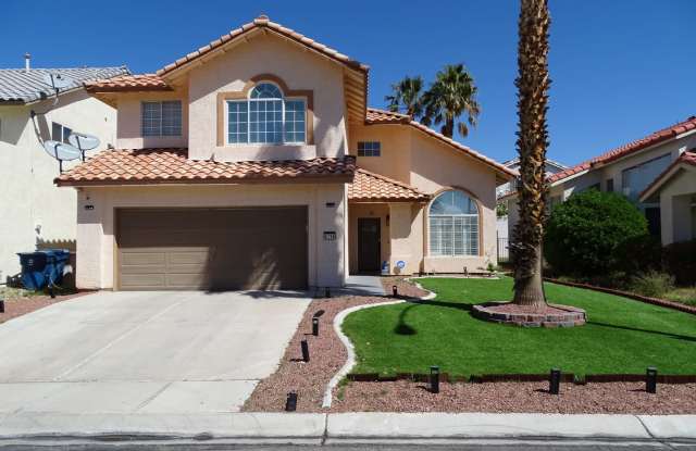 4 Bedroom Home With Pool and Spa - 8714 Martinique Bay Lane, Spring Valley, NV 89147