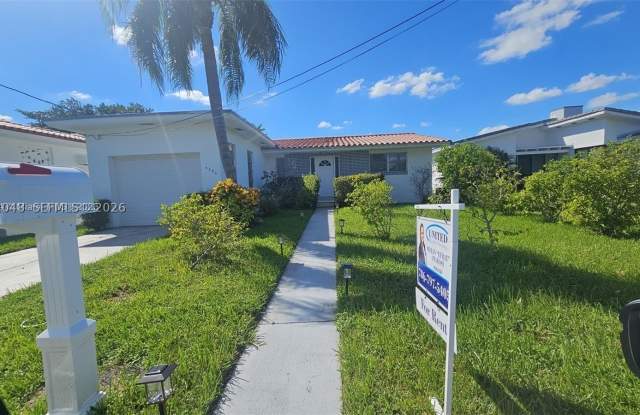 9356 Byron Ave