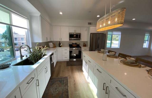 Photo of 7250 Lotus Ave