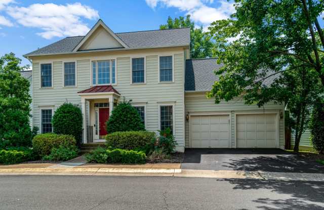 5372 Chieftain Circle