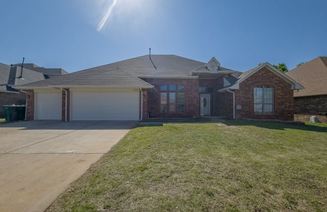 11801 Blueridge Ct - 11801 Blueridge Court, Oklahoma City, OK 73162