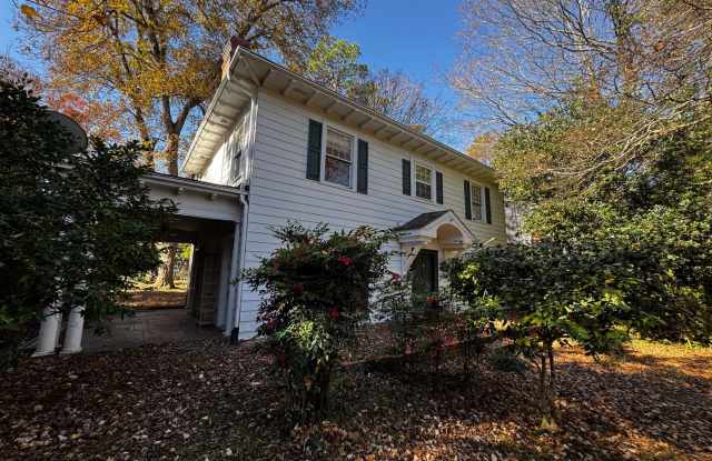 3BR/2BA House in Five Points