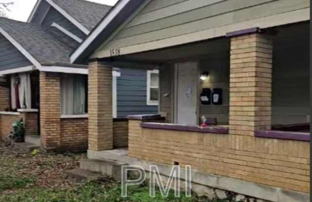 Photo of 1540 N Grant Ave