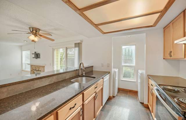 6/8/26: AVAILABLE NOW!! 2BR/2BA Condo – Awesome Location! Glossy Hardwoods, Granite Countertops, W/S/G Included!!