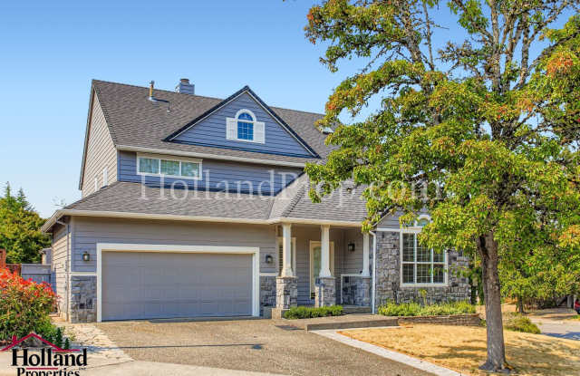 **New Price Drop! $2,995.00 Rent + $350 Incentive**- Modern 4-Bedroom Townhouse in the Bethany Area