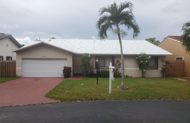 10540 SW 158th Pl - 10540 SW 158th Pl, The Hammocks, FL 33196