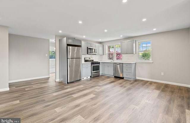 5477 HOUGHTON Place unit: 2