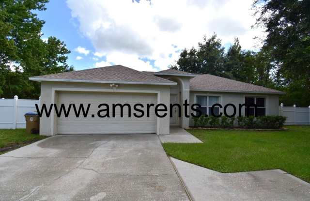 Spacious 3 bedroom 2 bath with huge backyard.