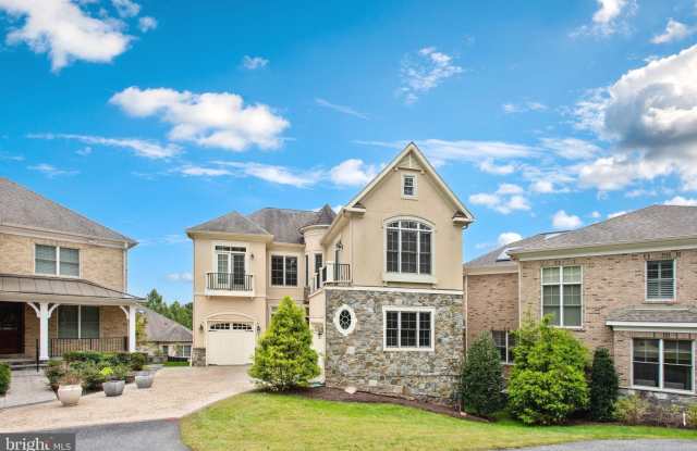 8319 QUARRY MANOR Terrace