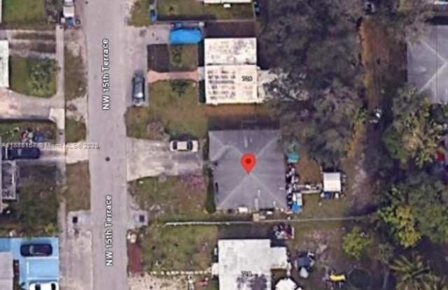 720 NW 15th Ter