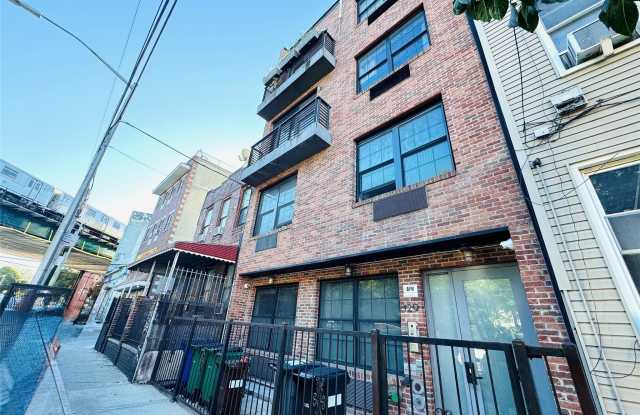 Photo of 129 Stockholm Street