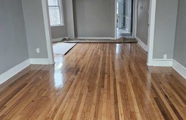 4209 W KAMERLING Avenue