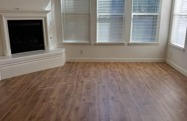 11832 Spring Walk Way