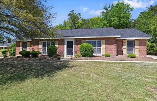 Photo of 4337 Shamrock Ln
