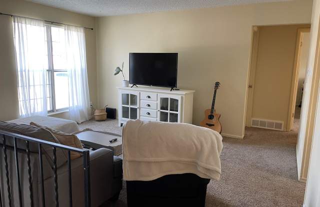 4231 Hummingbird Drive