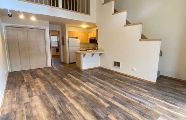 2 bedroom | 2 Bath Condo in Hood River