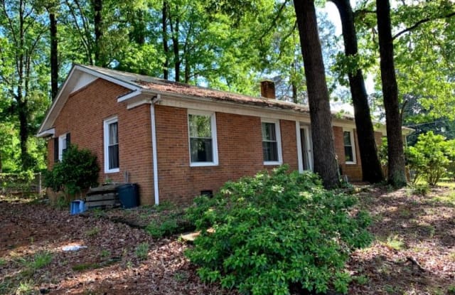 3633 Drayton Rd - 3633 Drayton Road, Fayetteville, NC 28303