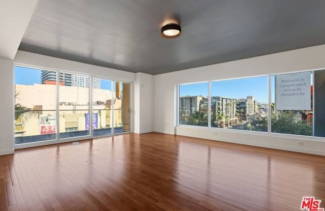 6250 Hollywood Blvd unit: 5A